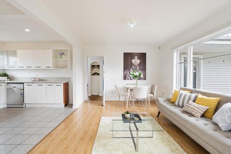 Photo of property in 5c Mountain Road, Mount Wellington, Auckland, 1072