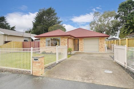 Photo of property in 136 Hay Street, Bromley, Christchurch, 8062