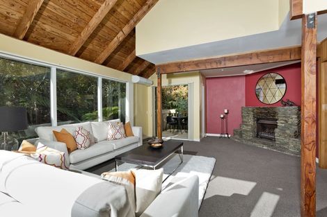 Photo of property in 8 Eucalyptus Place, Beach Haven, Auckland, 0626