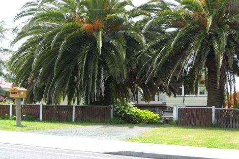 Photo of property in 32 Riverhead Road, Kumeu, 0810