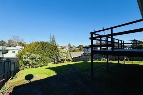 Photo of property in 18a Sylvan Crescent, Te Atatu South, Auckland, 0610