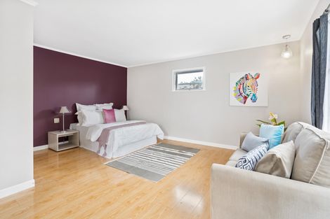 Photo of property in 5c Mountain Road, Mount Wellington, Auckland, 1072