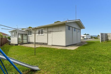 Photo of property in 2 Bellevue Road, Brookfield, Tauranga, 3110