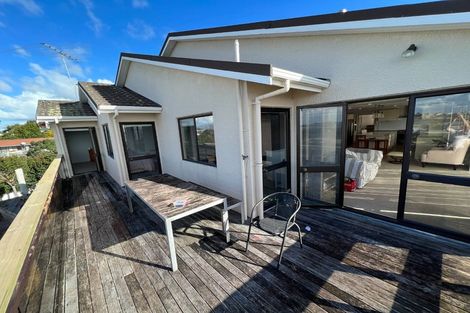 Photo of property in 44 Totara Road, Stanmore Bay, Whangaparaoa, 0932