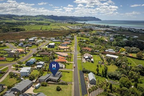 Photo of property in 111 Koutunui Road, Athenree, Katikati, 3177