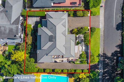 Photo of property in 1 Page Point, Mellons Bay, Auckland, 2014