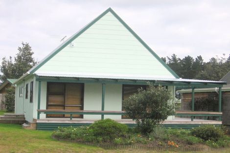Photo of property in 104 Rimu Place, Matarangi, Whitianga, 3592