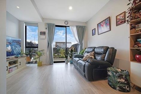 Photo of property in 45 Te Aparangi Road, Papakura, 2110