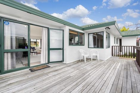 Photo of property in 3 Tokay Place, Huapai, Kumeu, 0810