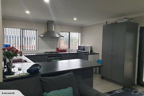 Photo of property in 13 Lieshout Way, Pukekohe, 2120