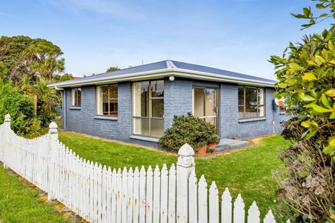 Photo of property in 82 King Street, Opunake, 4616