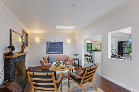 Photo of property in 52 Forest Road, Raumati South, Paraparaumu, 5032