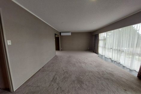 Photo of property in 22 Splitt Avenue, Glenview, Hamilton, 3206