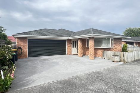 Photo of property in 3/80 Middlepark Road, Sockburn, Christchurch, 8042