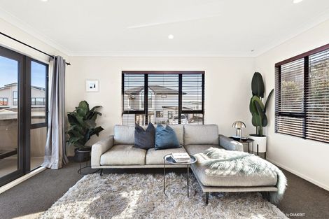 Photo of property in 8a Birkhall Grove, Strathmore Park, Wellington, 6022