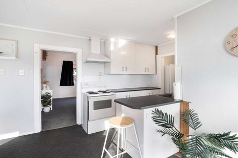 Photo of property in 6 Harper Street, Gonville, Whanganui, 4501