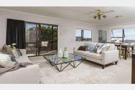 Photo of property in 8a Ladies Mile, Manly, Whangaparaoa, 0930