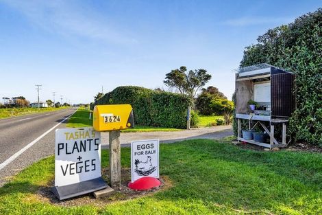 Photo of property in 3624 Eltham Road, Opunake, 4682