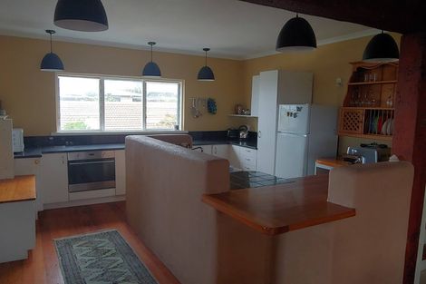 Photo of property in 483 Marine Parade, South New Brighton, Christchurch, 8062