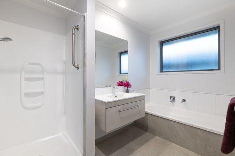 Photo of property in 1 Vantage Place, Omokoroa, 3114