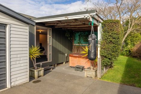 Photo of property in 390 Keyes Road, New Brighton, Christchurch, 8083