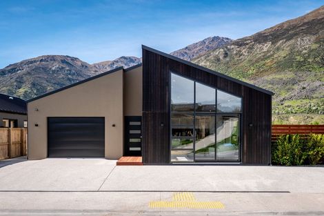 Photo of property in 35 Alps View Place, Lake Hayes, Queenstown, 9304