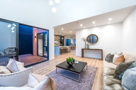 Photo of property in 6 Dorset Down Drive, Karaka, 2580