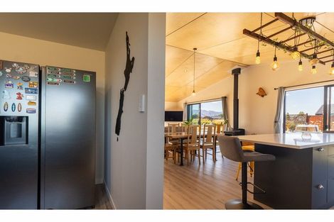 Photo of property in 1 Tussock Crescent, Twizel, 7901