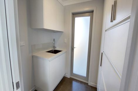 Photo of property in 122a Heta Road, Highlands Park, New Plymouth, 4312