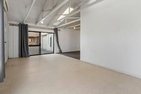 Photo of property in 9 Hardie Street, Mangere East, Auckland, 2024