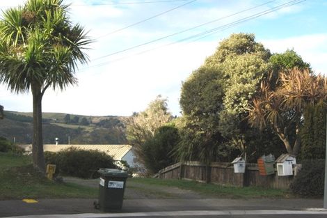 Photo of property in 2/41 Calypso Place, Rothesay Bay, Auckland, 0630