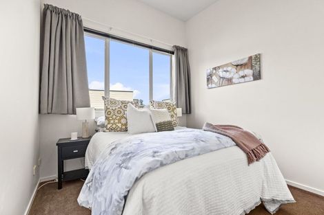 Photo of property in 1/206 Manuka Road, Bayview, Auckland, 0629