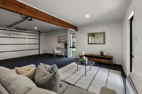 Photo of property in 2/94 Norwood Road, Bayswater, Auckland, 0622