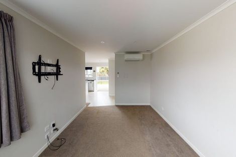 Photo of property in 30 Hadfield Crescent, College Estate, Whanganui, 4500