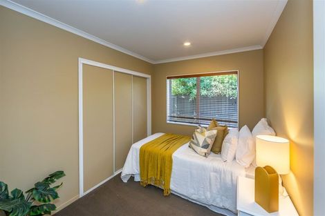Photo of property in 8 Springside Place, Redwood, Christchurch, 8051