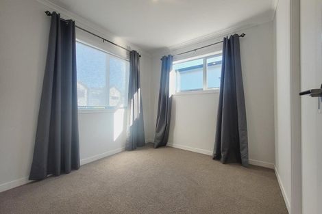Photo of property in 26 Karearea Avenue, Kenepuru, Porirua, 5022