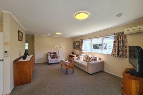 Photo of property in 1 Allman Drive, Coromandel, 3506