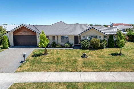 Photo of property in 16 Watkins Drive, Rangiora, 7400