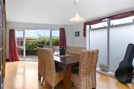 Photo of property in 382 Otumoetai Road, Otumoetai, Tauranga, 3110
