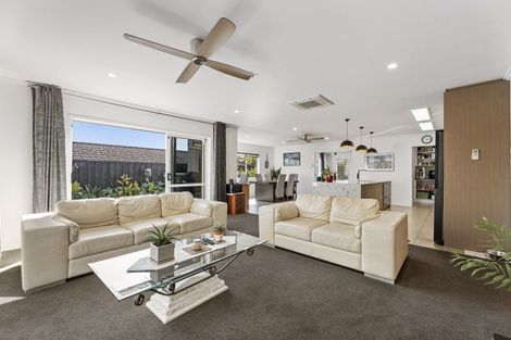 Photo of property in 8 Caldera Close, Pyes Pa, Tauranga, 3112