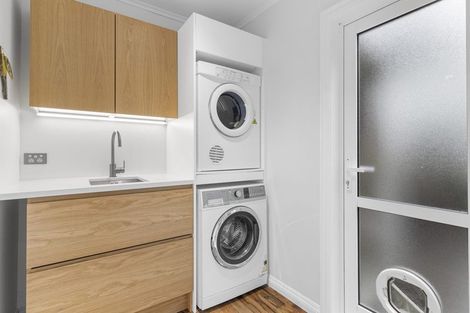 Photo of property in 24 Otanerua Road, Hatfields Beach, Orewa, 0931