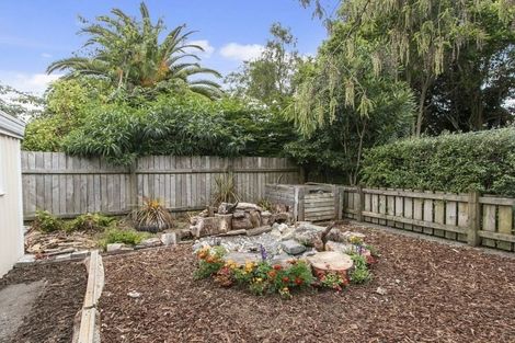 Photo of property in 4 Coast Road, Wainuiomata, Lower Hutt, 5014