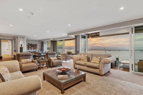 Photo of property in Quay Apartments Tower 2, 208/283 Wakefield Quay, Stepneyville, Nelson, 7010