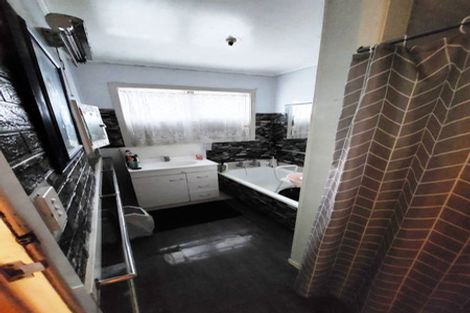 Photo of property in 19 Kerrydale Road, Manurewa, Auckland, 2102