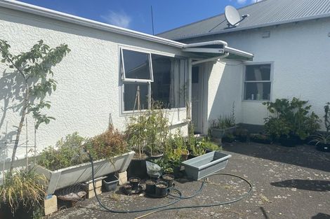 Photo of property in 52 Kirkcaldy Street, South Dunedin, Dunedin, 9012