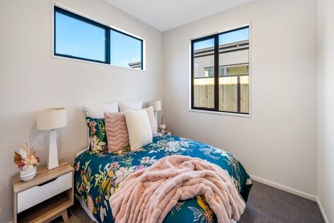 Photo of property in 95 Burdon Loop, Lake Hawea, 9382