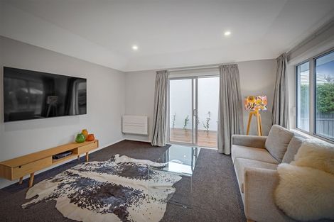 Photo of property in 147 Hamilton Avenue, Ilam, Christchurch, 8041