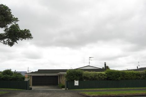 Photo of property in 25 Green Lane, Pukekohe, 2120