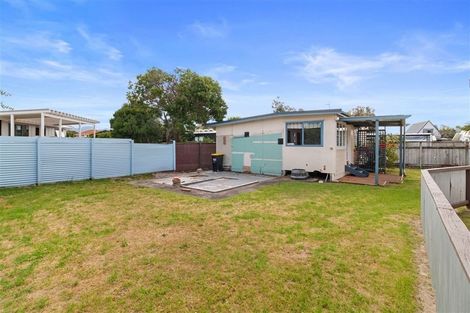Photo of property in 609b Ocean Road, Whangamata, 3620