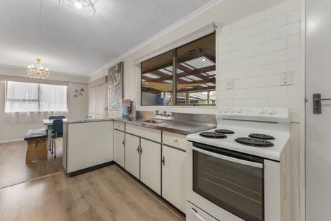 Photo of property in 55 Phillips Street, Sanson, 4817